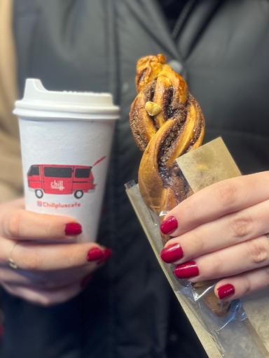 عکس کافه وَن چیل پلاس