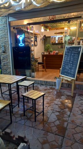 عکس کافه لئو