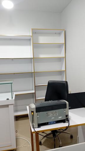 عکس نمایندگی ماهکس
