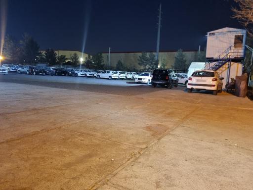 عکس پارکینگ آذر
