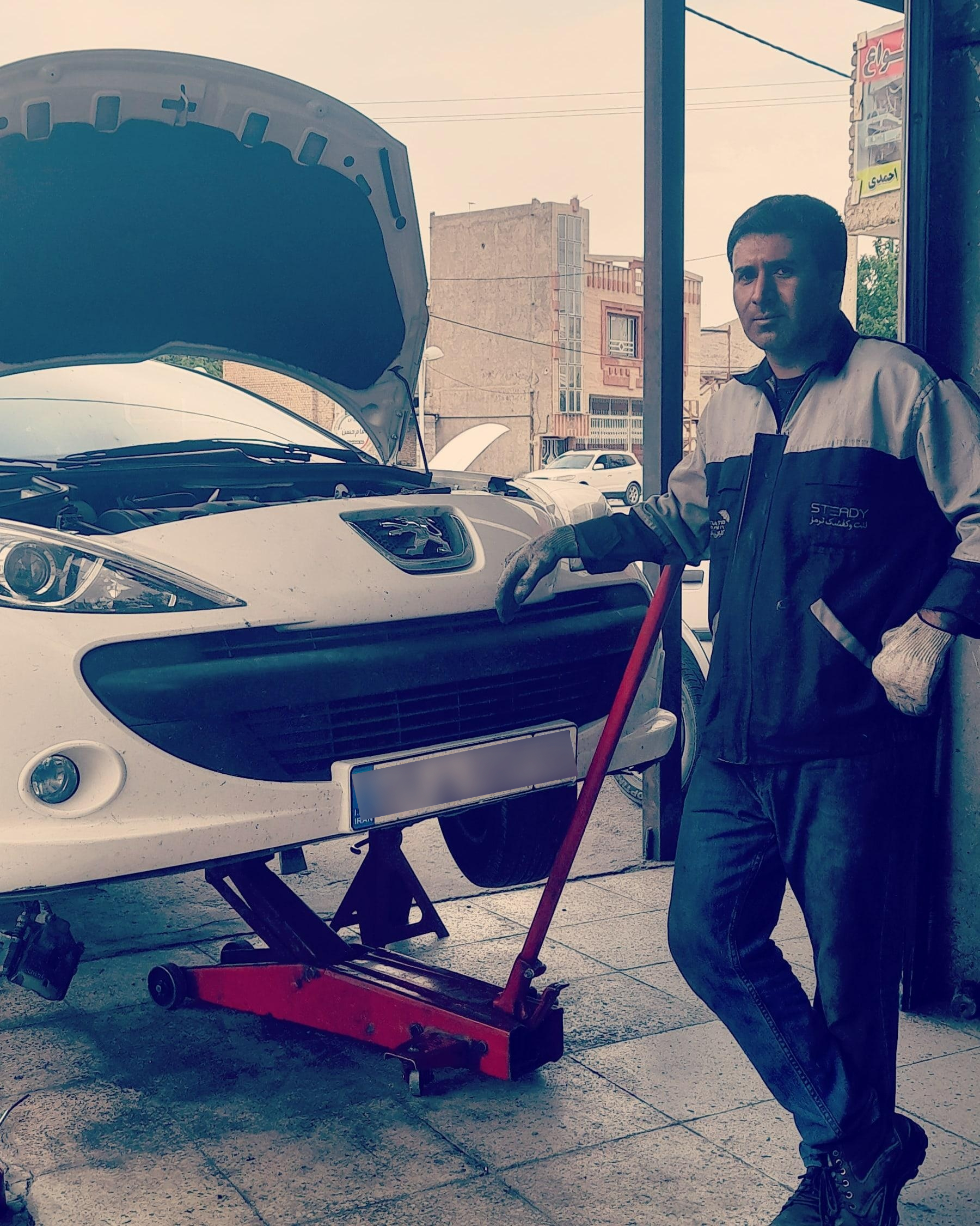 عکس تعمیرگاه سواری حمید خارجی ایرانی