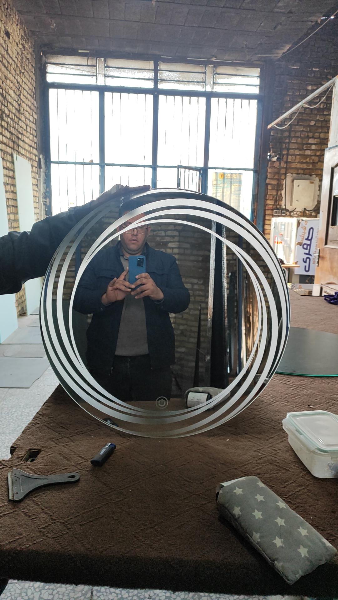 عکس سندبلاست شیشه و آینه صفری