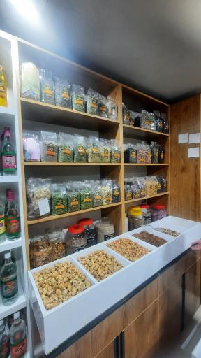 عکس عطاری صدای حکیم