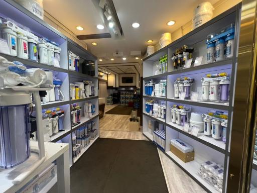 عکس فروشگاه لوازم جانبی و دستگاه تصفیه آب واترلند