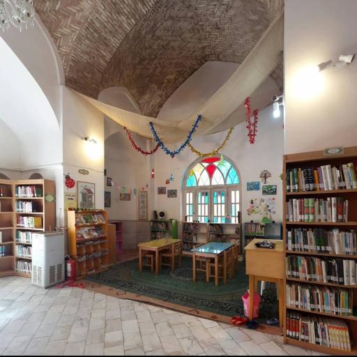 عکس کتابخانه حضرت آیت الله سید جواد شیرازی