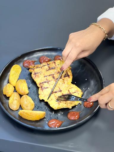 عکس پیتزا میرداماد