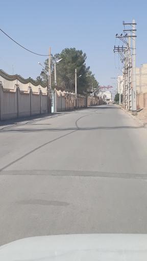 عکس مجتمع ورزشی زنبق