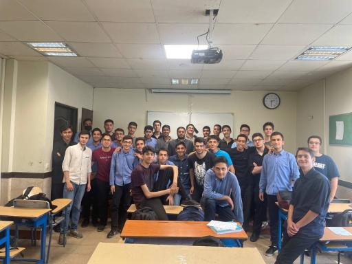 عکس دبیرستان نمونه دولتی پسرانه ابوعلی سینا