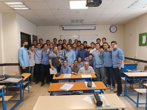 عکس دبیرستان نمونه دولتی پسرانه ابوعلی سینا