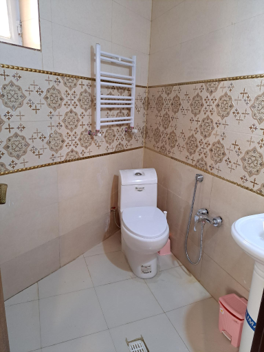 عکس هتل آپارتمان توکا