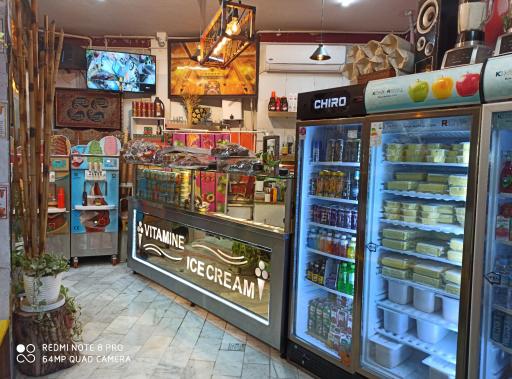 عکس کافه تریا تک