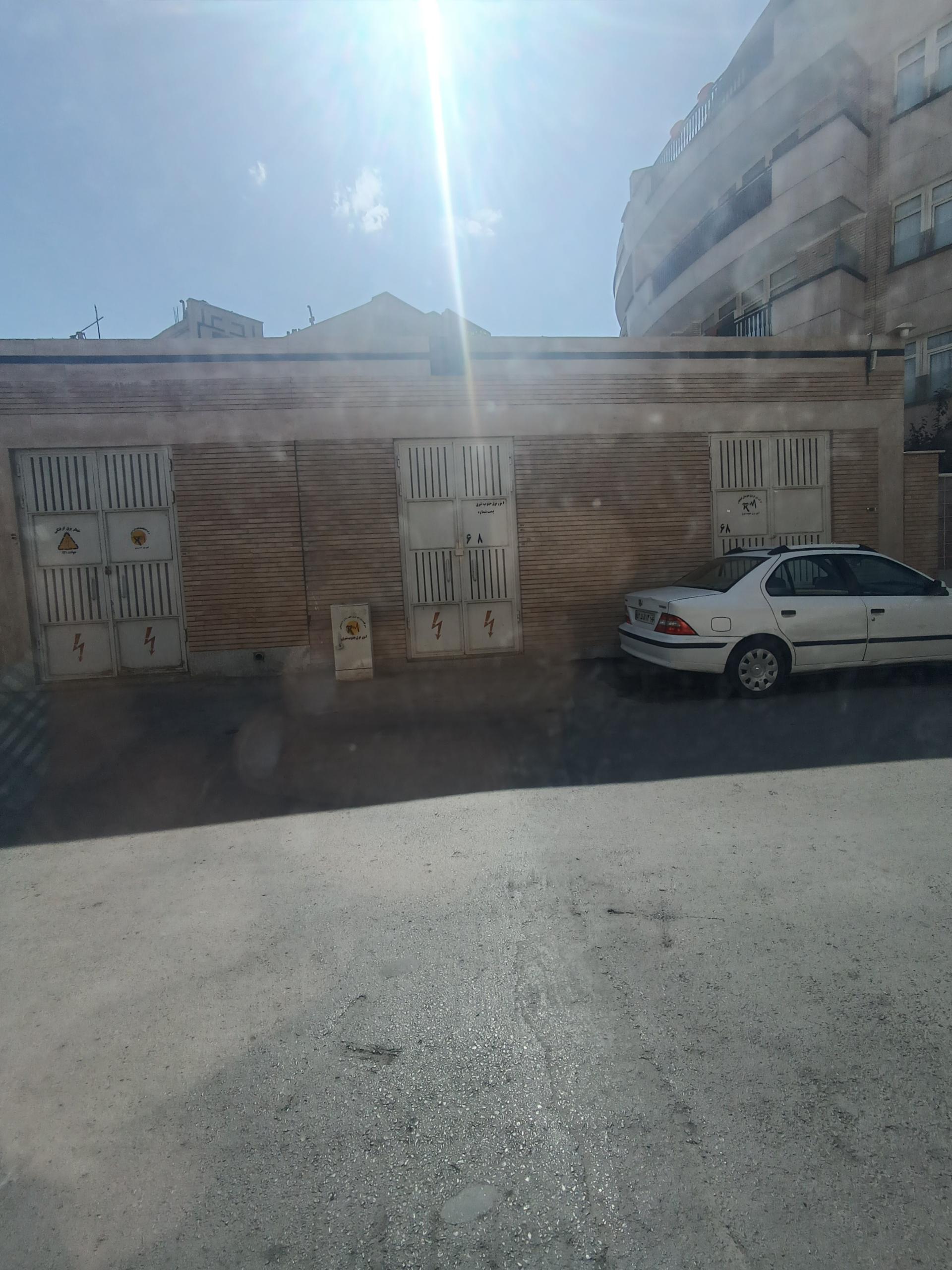 عکس پست برق