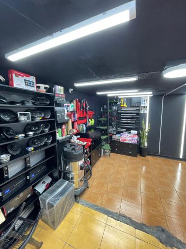 عکس فروشگاه ردلاین