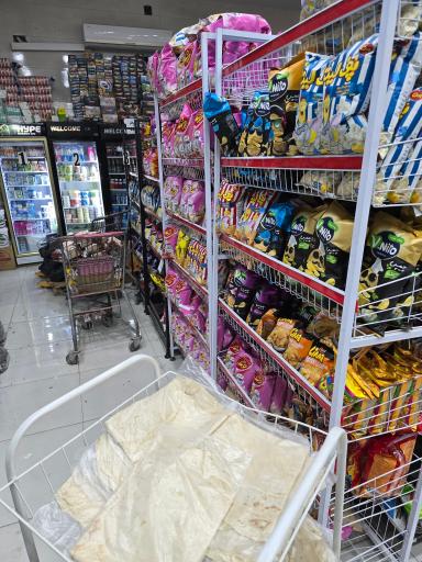 عکس فروشگاه مواد غذایی  هخامنش