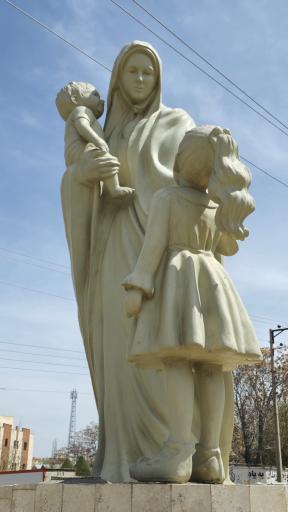 عکس میدان مادر