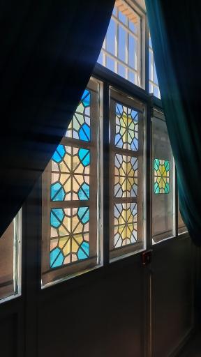 عکس دبیرستان دخترانه فرزانگان 2 (دوره اول)