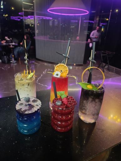 عکس کافه رستوران ویولانژ