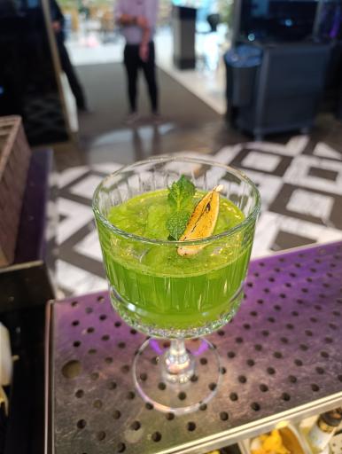 عکس کافه رستوران ویولانژ