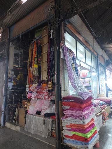 عکس بازار بزرگ میانه