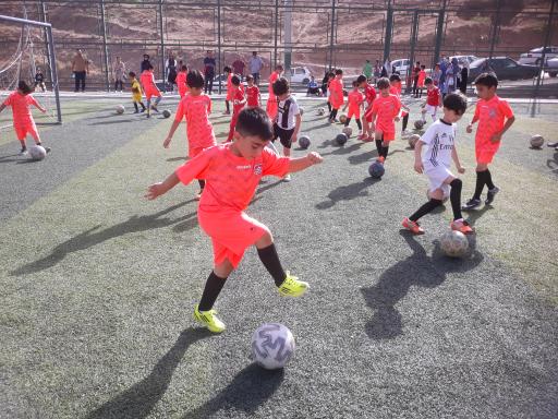 عکس زمین فوتبال شهید امیر زمان زاده