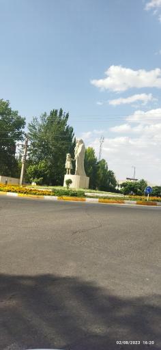 عکس میدان مادر