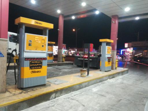 عکس پمپ بنزین سورمق