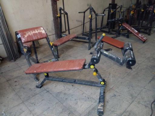 عکس فروشگاه ورزشی پیشکوه