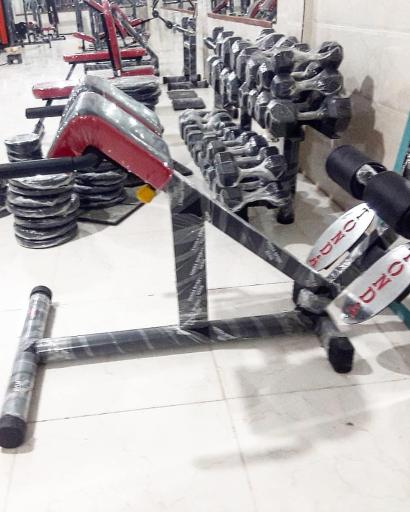 عکس فروشگاه ورزشی پیشکوه