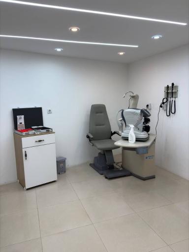 عکس بینایی سنجی نور