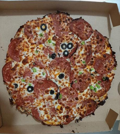 عکس فست فود رادیکال 