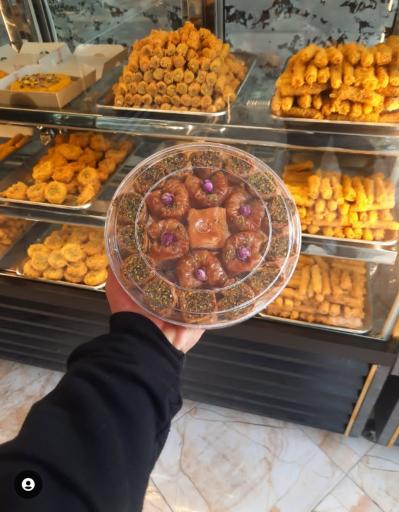 باقلوا پزی زرافشان