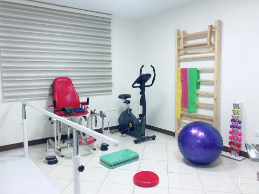 عکس فیزیوتراپی لوتوس