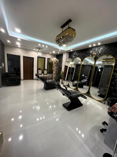 عکس سالن زیبایی سیب سرخ