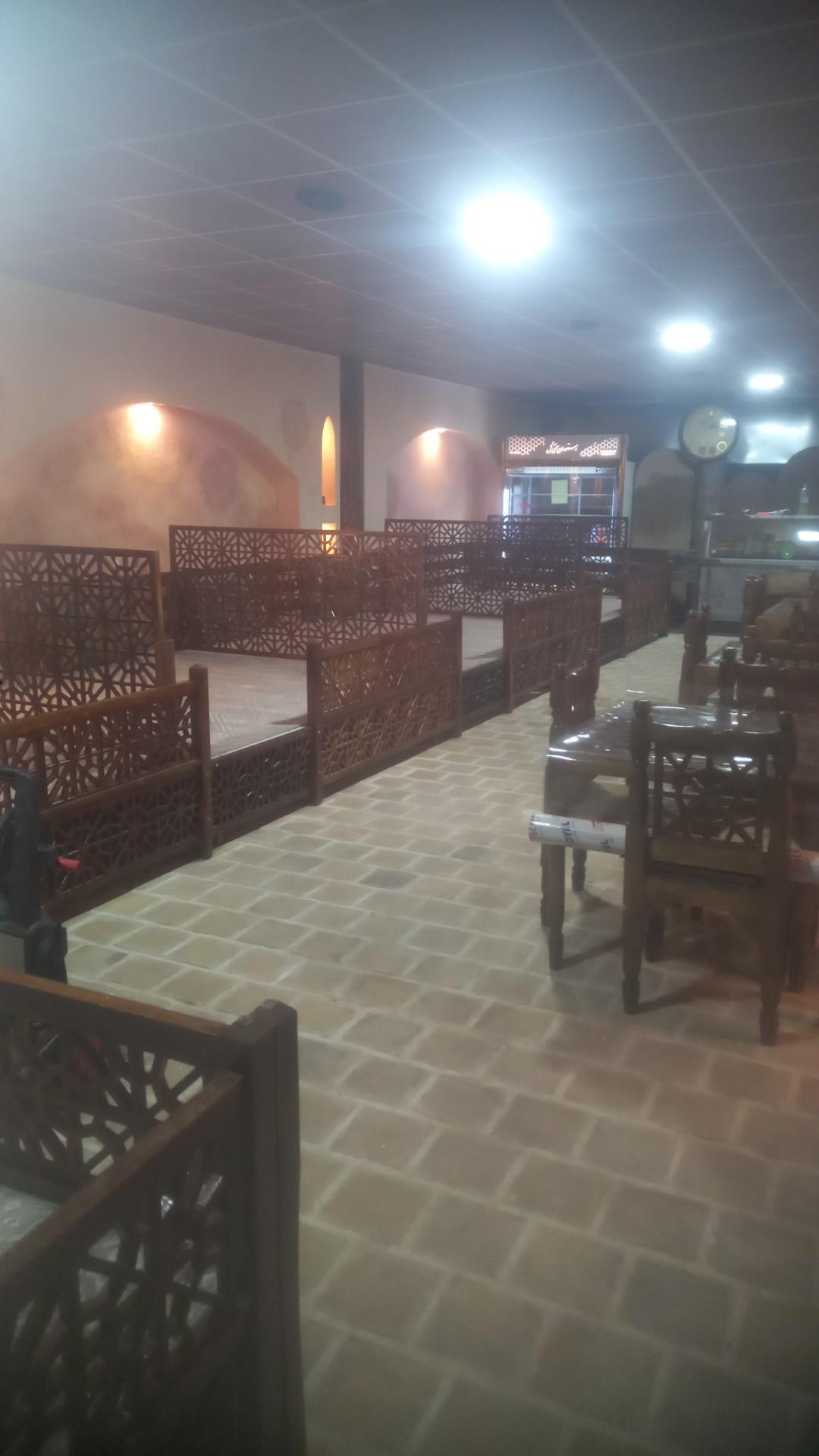 عکس رستوران سنتی گل