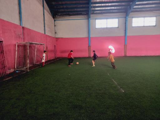 عکس سالن ورزشی شاربی جامخانه