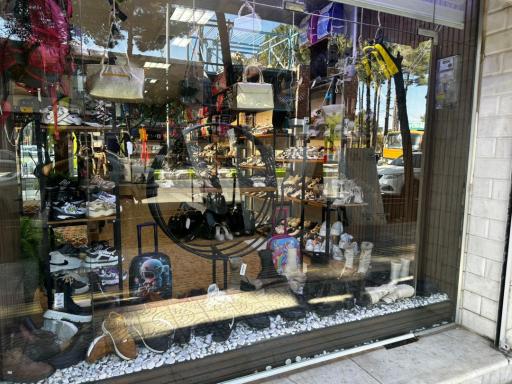 عکس کیف و کفش احراری