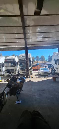 عکس مکانیکی سنگین مهندس علی عزیزی