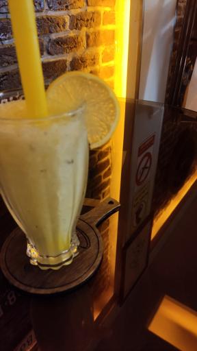 عکس کافه فیوره