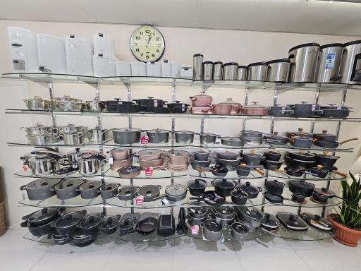 عکس فروشگاه خانه بلورین