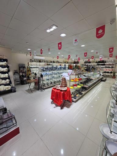 عکس فروشگاه خانه بلورین