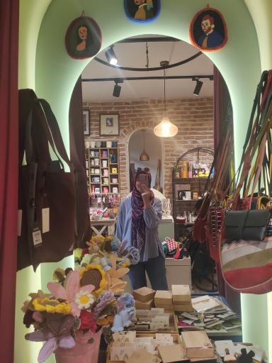 عکس خانه هنر میرا