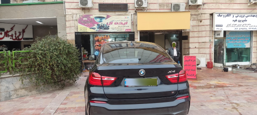 عکس تعمیرات دزدگیر و دوربین و سنسور  دنده عقب ایده آل