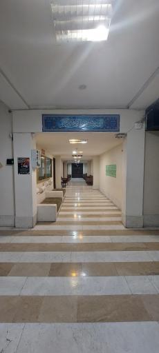 عکس کالج زبان آرمان