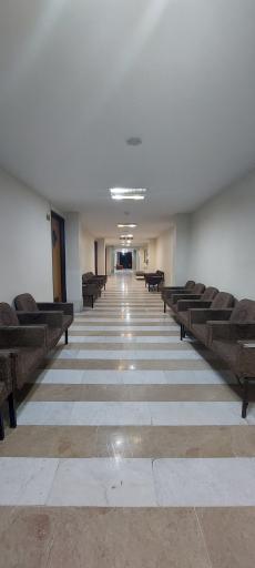 عکس کالج زبان آرمان