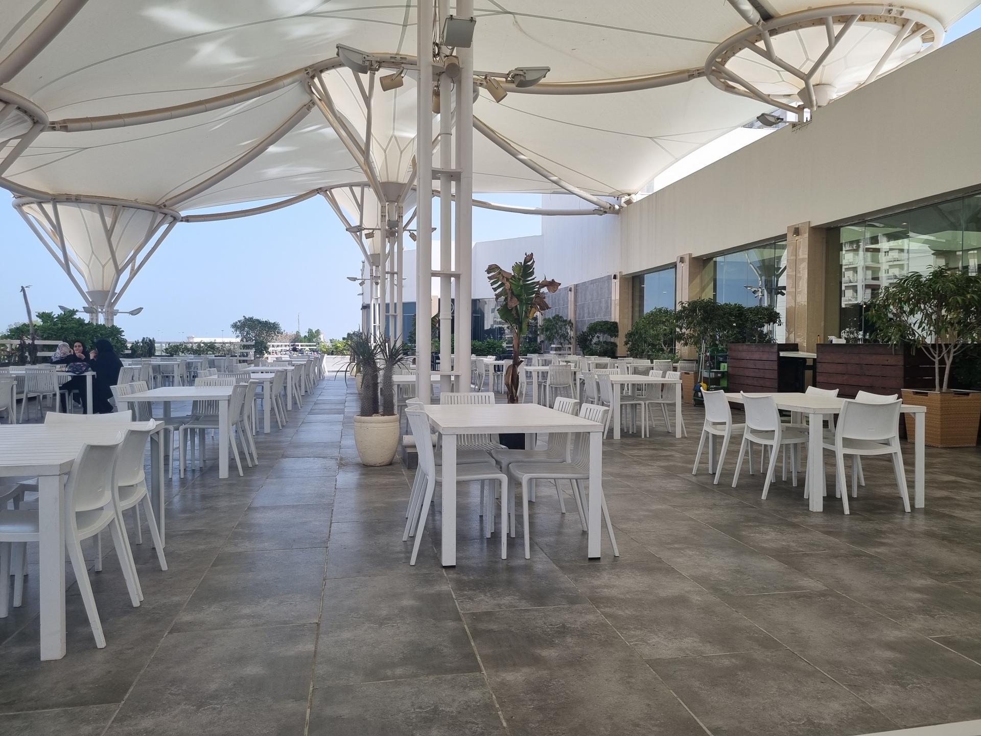 عکس مرکز خرید دامون