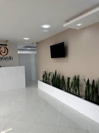 عکس کلینیک زیبایی پیروزه