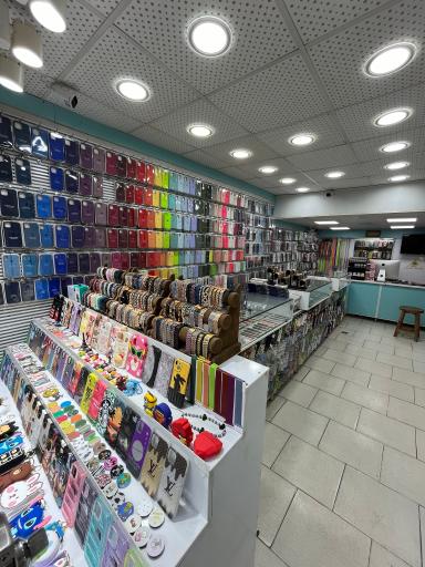 عکس فروشگاه لوازم جانبی دنیای همراه