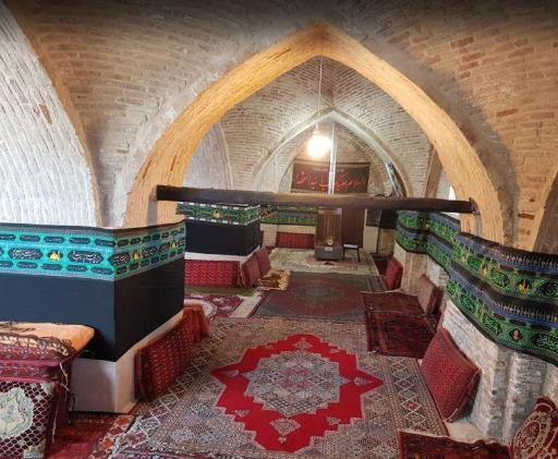 عکس مسجد تاریخی علامه حلی