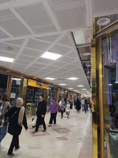 عکس فاز تجارت و گردشگری منطقه آزاد انزلی