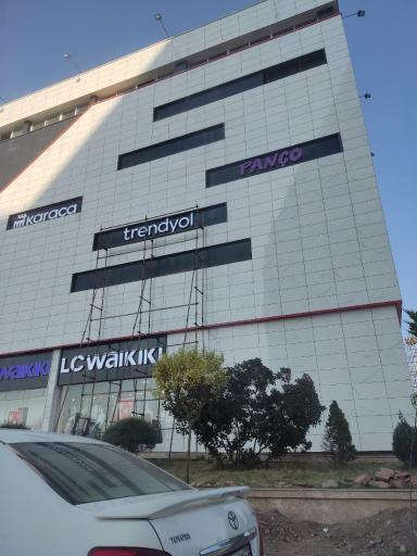 عکس فاز تجارت و گردشگری منطقه آزاد انزلی